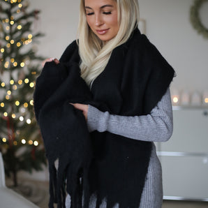 Cozy Wrap Black