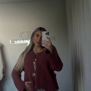 Cardi Sternli