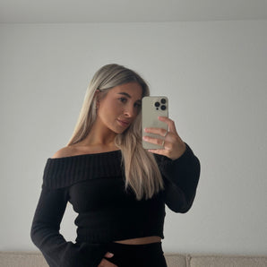 Off Shoulder