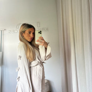 Musselin Kleid Schleifli Beige