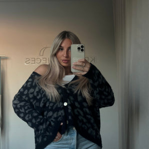 Cardi Midnight Leo