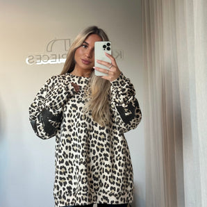 Leo Oversize Pullover